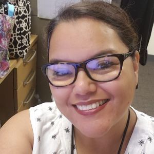 Meet your Posher, Liz